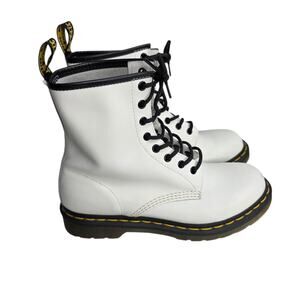 Dr Martens Women's White Smooth Leather Round Toe Combat Lace Up Boots Size 9